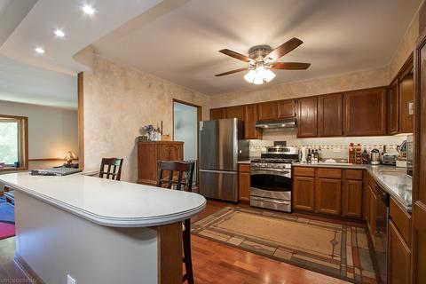 1513 Evergreen St, Holiday Hills, IL 60051 photo 9