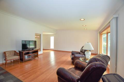 5436 Bohlander Ave, Berkeley, IL 60163 photo 8