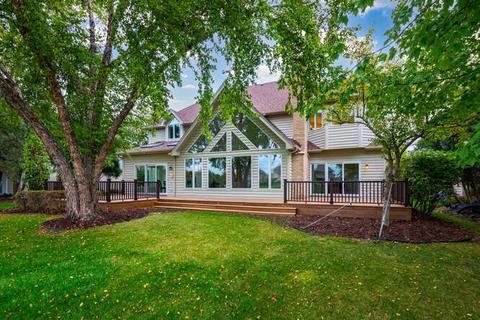 3307 White Eagle Dr, Naperville, IL 60564 photo 2