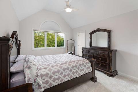 3307 White Eagle Dr, Naperville, IL 60564 photo 22