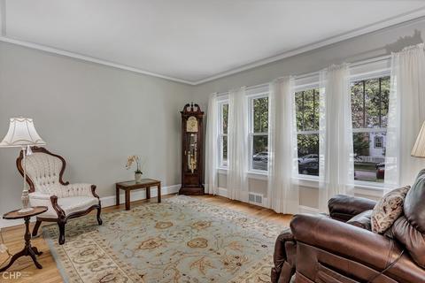 2112 Forestview Rd, Evanston, IL 60201 photo 3