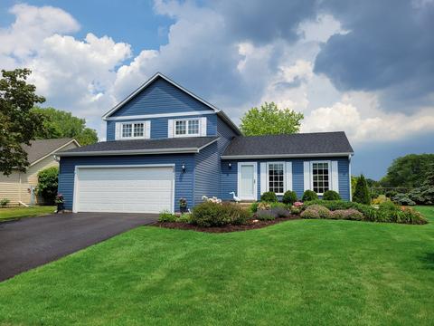 2211 Stirrup Ln, Wheaton, IL 60189 photo 1