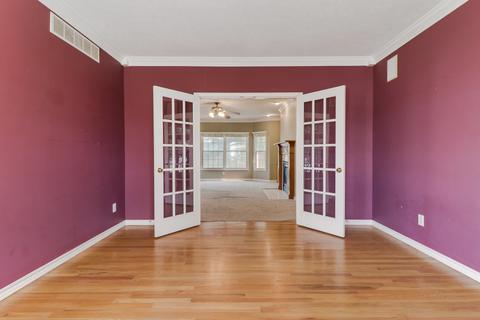4 Honeysuckle Ct, Bloomington, IL 61704 photo 4