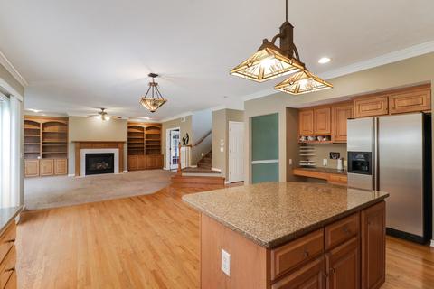 4 Honeysuckle Ct, Bloomington, IL 61704 photo 14