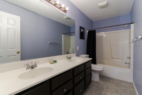 4 Honeysuckle Ct, Bloomington, IL 61704 photo 28