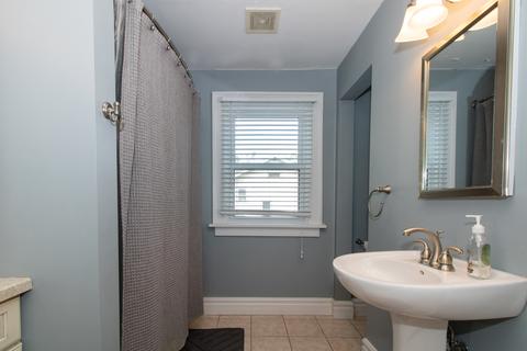 1227 E Washington St, Bloomington, IL 61701 photo 28