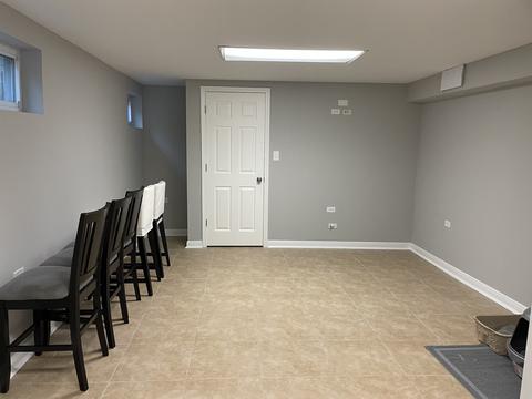 9458 Hamlin Ave, Des Plaines, IL 60016 photo 11