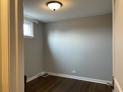 9458 Hamlin Ave, Des Plaines, IL 60016 photo 8