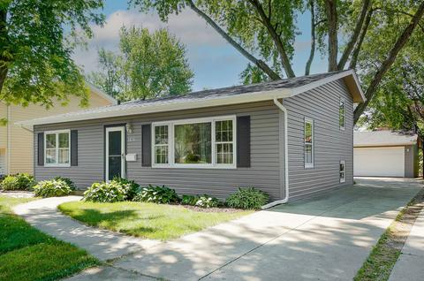 1018 Elm St, Wheaton, IL 60189 photo 1