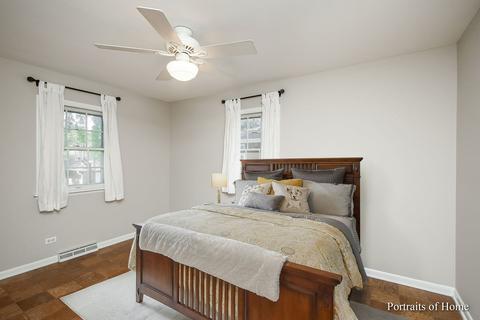 1018 Elm St, Wheaton, IL 60189 photo 9