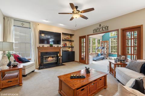 929 Angle Tarn, West Dundee, IL 60118 photo 6