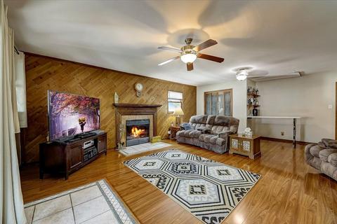 8530 Meade Ave, Burbank, IL 60459 photo 10