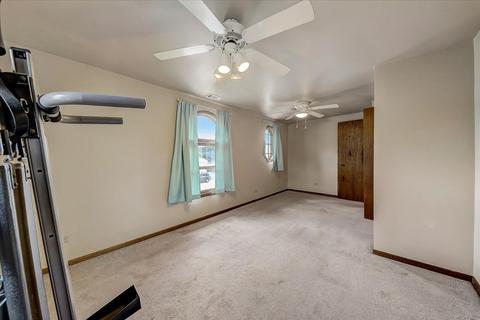 8530 Meade Ave, Burbank, IL 60459 photo 16