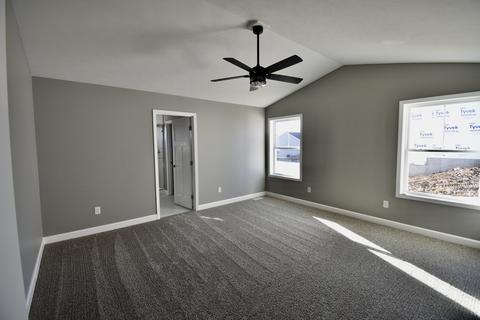 509 Raef Rd, Downs, IL 61736 photo 12