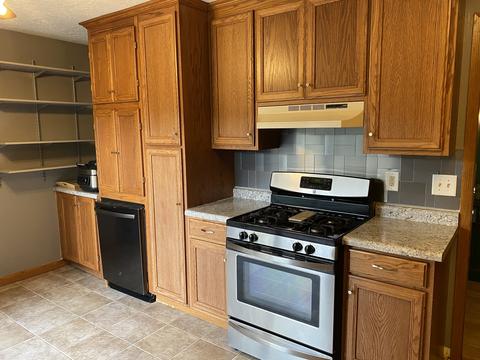 322 N Towanda Ave, Normal, IL 61761 photo 5