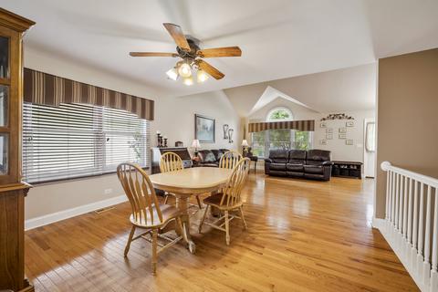 2015 Primrose Dr, Plainfield, IL 60586 photo 7