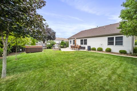 2015 Primrose Dr, Plainfield, IL 60586 photo 2