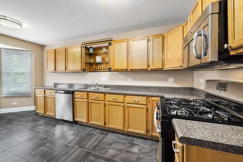 2015 Primrose Dr, Plainfield, IL 60586 photo 11