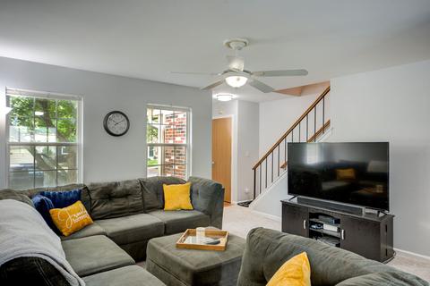 941 Perry Dr, Algonquin, IL 60102 photo 5