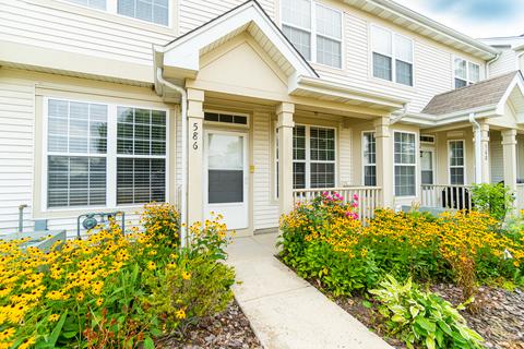 586 Bridle Ct, Lakemoor, IL 60051 photo 2