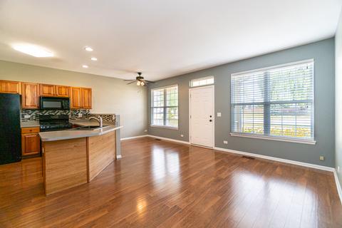 586 Bridle Ct, Lakemoor, IL 60051 photo 6