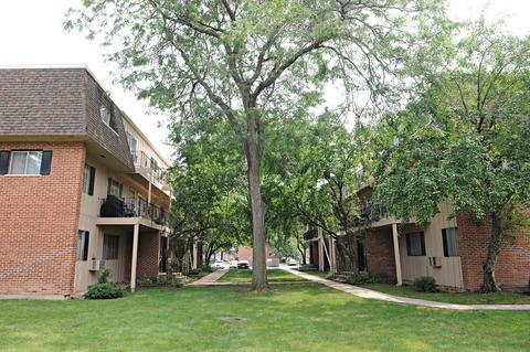 2406 Algonquin Rd #4, Rolling Meadows, IL 60008 photo 22