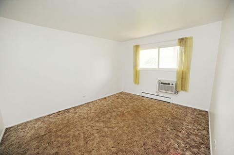 2406 Algonquin Rd #4, Rolling Meadows, IL 60008 photo 11