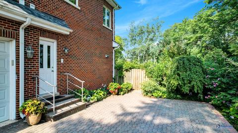 10058 Potter Rd N, Des Plaines, IL 60016 photo 42