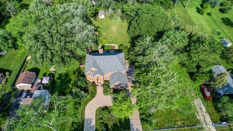 10058 Potter Rd N, Des Plaines, IL 60016 photo 2