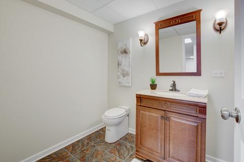 687 Biltmore Dr, Bartlett, IL 60103 photo 52