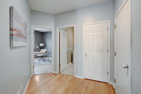 687 Biltmore Dr, Bartlett, IL 60103 photo 24