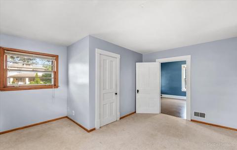 22 S Edison Ave, Elgin, IL 60123 photo 6