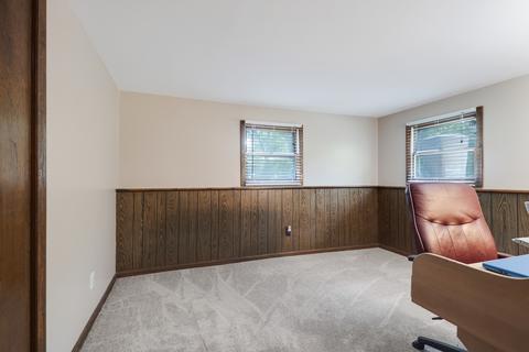 710 S Emerald Dr S, Mchenry, IL 60051 photo 19