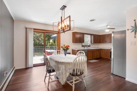 710 S Emerald Dr S, Mchenry, IL 60051 photo 5