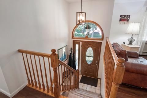 710 S Emerald Dr S, Mchenry, IL 60051 photo 13