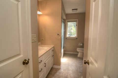 1855 Golf View Dr, Bartlett, IL 60103 photo 12