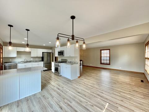 349 S Small Ave, Kankakee, IL 60901 photo 6