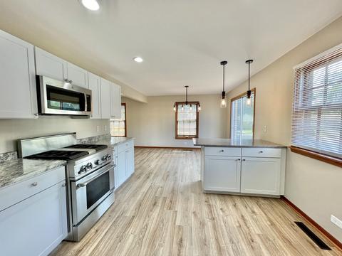 349 S Small Ave, Kankakee, IL 60901 photo 10