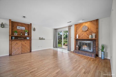 288 Jackson St, Bartlett, IL 60103 photo 9
