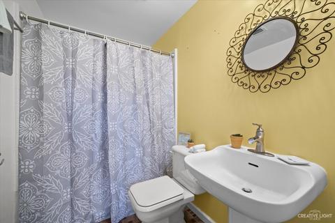 288 Jackson St, Bartlett, IL 60103 photo 11
