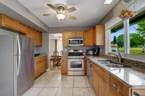 770 Voyager Dr, Bartlett, IL 60103 photo 11