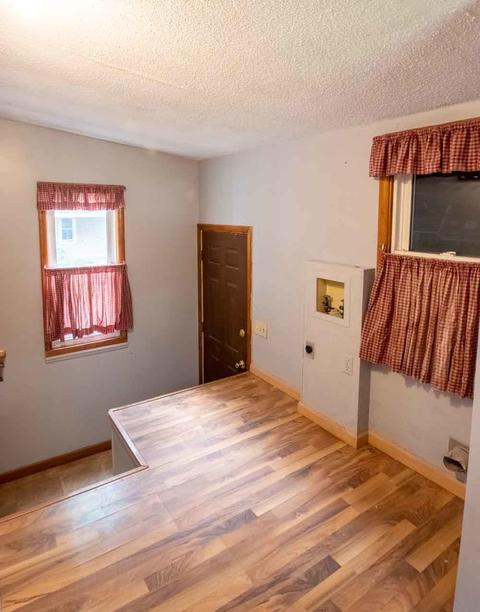208 Douglas St, Catlin, IL 61817 photo 7