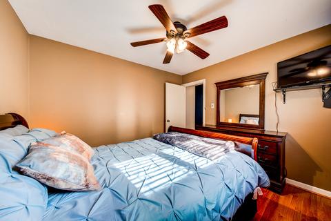 7049 W 63rd Pl, Chicago, IL 60638 photo 10