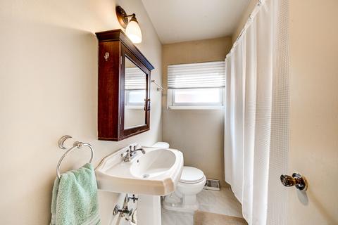 7049 W 63rd Pl, Chicago, IL 60638 photo 11