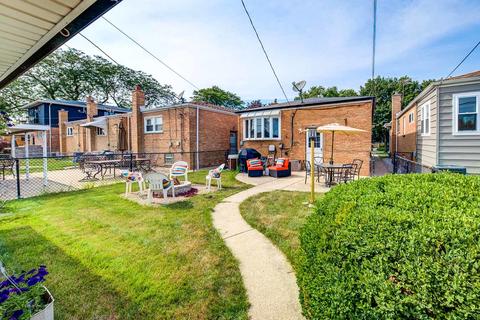 7049 W 63rd Pl, Chicago, IL 60638 photo 3