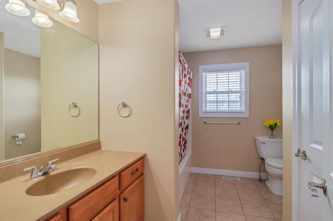406 Labrador Ln, Normal, IL 61761 photo 32