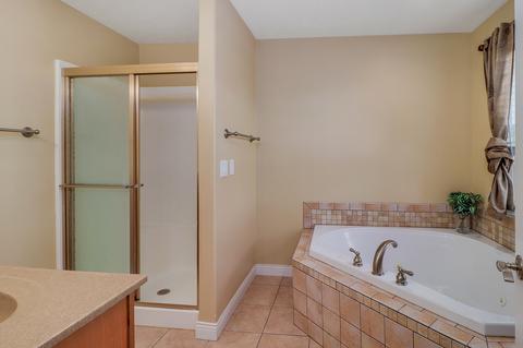 406 Labrador Ln, Normal, IL 61761 photo 26