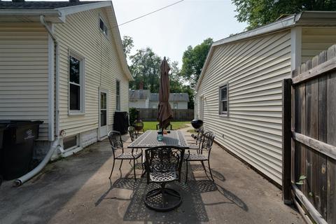 708 E Bell St, Bloomington, IL 61701 photo 19