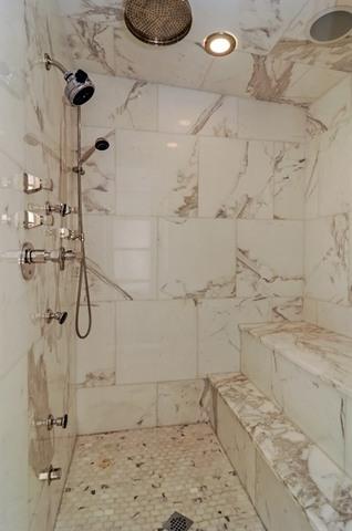 21 E Scott St, Chicago, IL 60610 photo 15