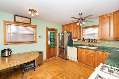 415 Crescent Dr, Wheeling, IL 60090 photo 8